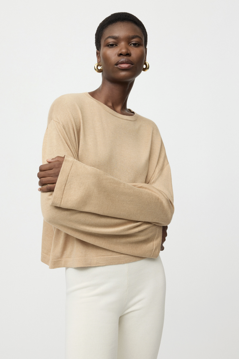 FINE KNIT CREWNECK