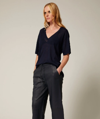 TISSUE V-NECK WOOL TEE