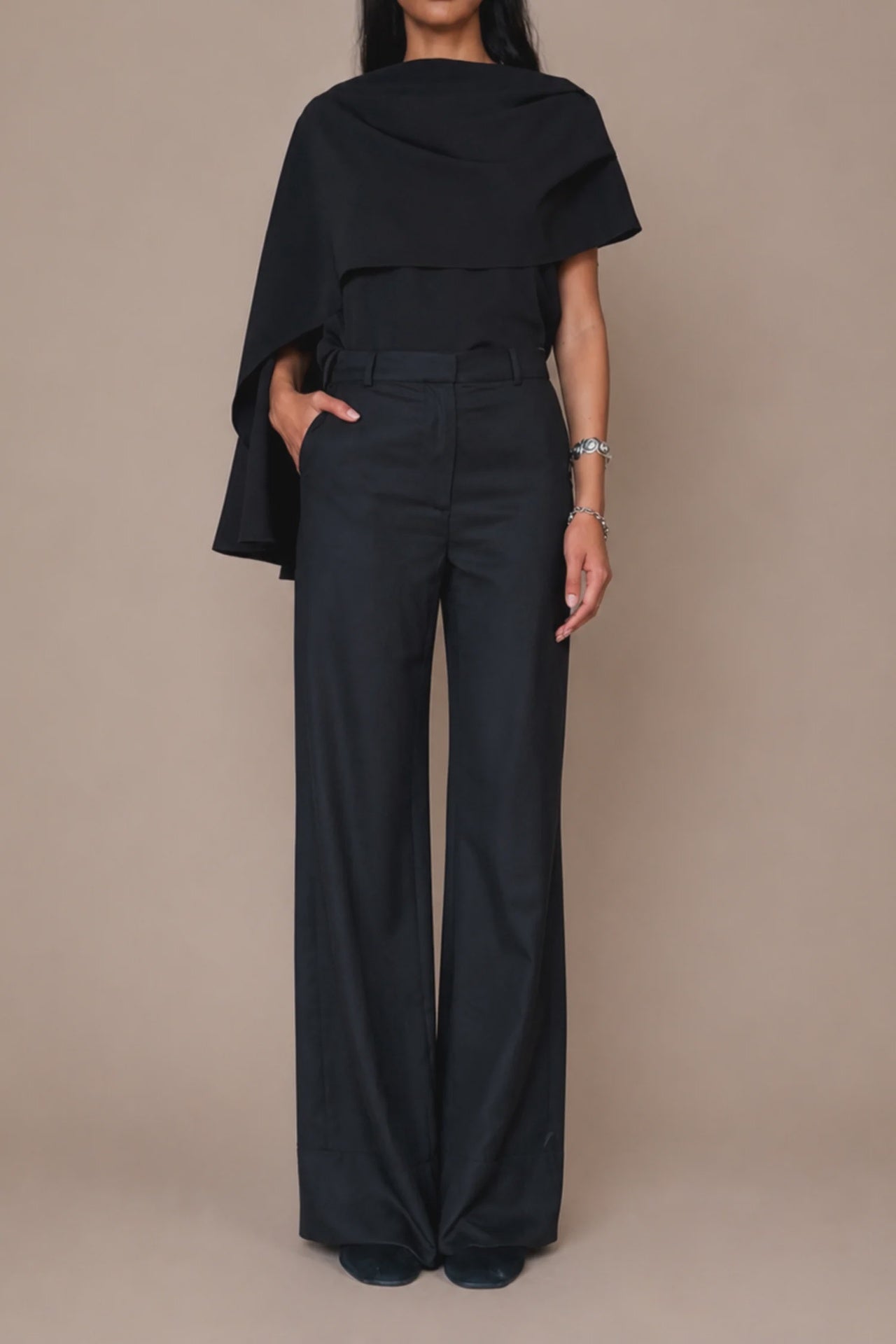 CAPE BLOUSE